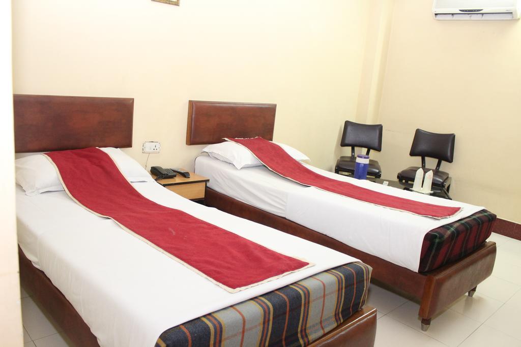 Hotel Bengal International Siliguri Rum bild
