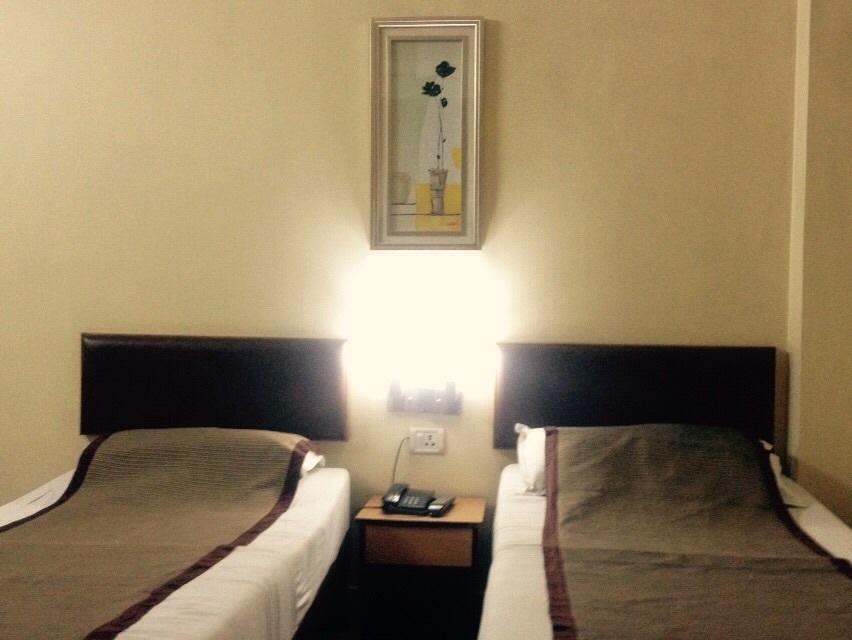 Hotel Bengal International Siliguri Rum bild
